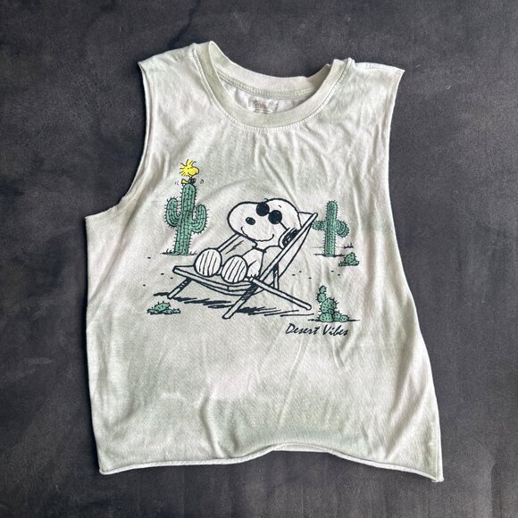 Snoopy Desert Vibes Sleeveless Shirt M By Peanuts Cotton Blend Relaxed Fit Light - Picture 1 of 4